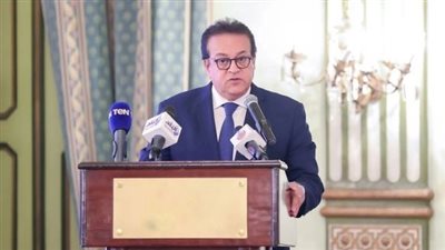 وزير الصحة: السمنة تعد من أسباب الإصابة بالعديد من الأمراض 