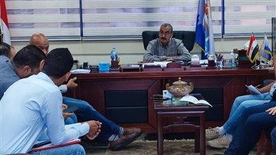 رئيس جهاز بدر يبحث مع ممثلي مجلس الأمناء وجمعية المستثمريين وسكان المدينة الخطط التنموية 