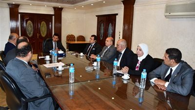 وزير الرياضة يبحث استراتيجية التحول الرقمي في انتخابات الهيئات الشبابية والرياضية