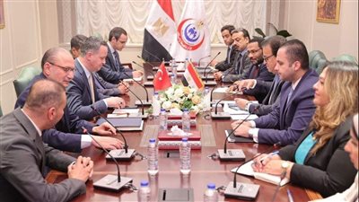 وزير الصحة يبحث سبل التعاون مع تركيا لتقديم المساعدات الانسانية والطبية لغزة