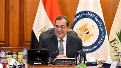 اجتماع اللجنة العليا للمسئولية المجتمعية بقطاع البترول 