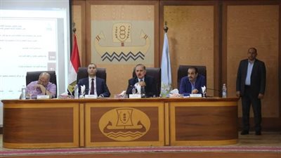 محافظ كفرالشيخ :تطبيق آليات جديدة للعمل فى إزالة التعديات الزراعية والبناء المخالف 