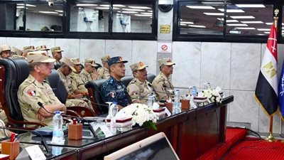 وزير الدفاع يشهد المرحلة الرئيسية لمشروع مراكز القيادة الاستراتيجي لمركز السيطرة الخلفي للقوات المسلحة
