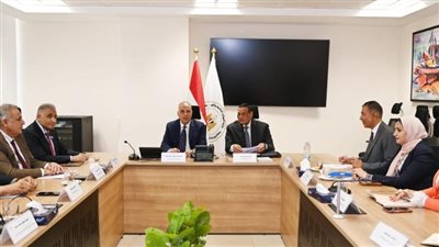 وزيرا الري والتنمية المحلية يتابعان إجراءات التعامل مع موسم الأمطار والسيول