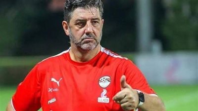 فيتوريا يستبعد ٣ لاعبين من معسكر منتخب مصر و مباراة سيراليون