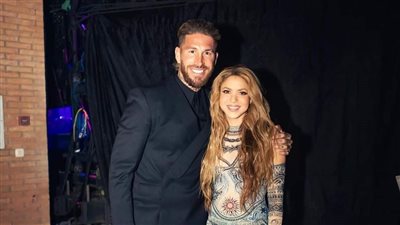 علاقه جديده بين الإسباني سيرخيو راموس والمطربة العالميه شاكيرا 