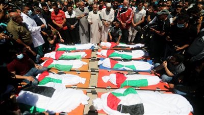 عشرات الشهداء والجرحى في غارات للاحتلال الإسرائيلي على مخيمي النصيرات وجباليا  