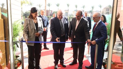 الجامعة البريطانية في مصر تفتتح المبنى الجديد لكلية التمريض وتخرج دفعة جديدة