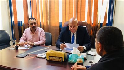نائب مستقبل وطن بكفرالشيخ يتلقى 115 طلبا وشكوى من المواطنين بمقر الحزب ويؤكد ندعم الدولة والمواطنين
