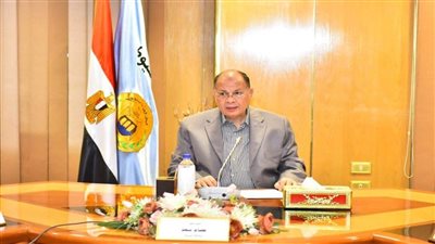 محافظ أسيوط يعتمد قرار تخصيص قطع أراضٍ لإقامة مدرسة ثانوي ومحطة صرف بقرية الشغبة 