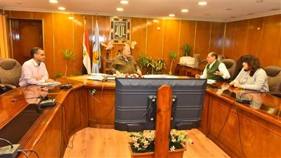 محافظ أسيوط يتابع الاستعدادات النهائية لافتتاح مشروع مجمع الصناعات الحرفية بقرية الشامية