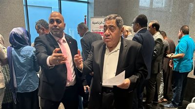 المستشار عبد المجيد محمود يدلي بصوته في الانتخابات الرئاسية.. ويحث المصريين على المشاركة