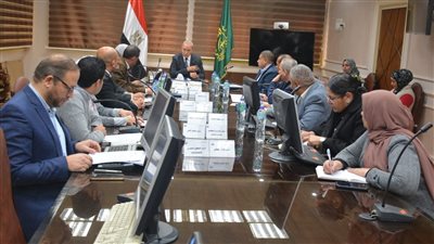محافظ القليوبية يعقد اجتماعا لمتابعة تنفيذ أعمال إنشاء المحطة الوسيطة بالقناطر الخيرية 