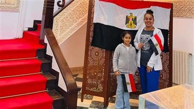 الأسر المصرية في الجزائر يصطحبون أبنائهم للتصويت في الانتخابات الرئاسية