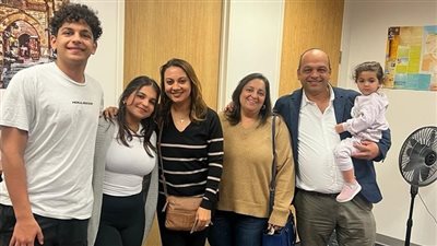 المصريون في هيوستن بولاية تكساس يواصلون التوافد للإدلاء بصوتهم في الانتخابات الرئاسية 