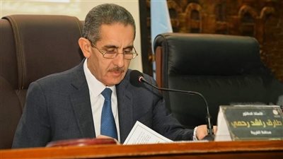 محافظ الغربية يتابع أعمال الرصف النهائية بمحور قناة طنطا الملاحية