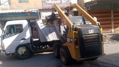 محافظ كفرالشيخ يتابع جهود المراكز والمدن في حملات النظافة وتطهير شبكات صفايات الأمطار 