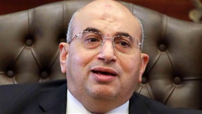خبراء الضرائب» تطالب بإعادة النظر في قرار سداد «القيمة المضافة» بالعملة الصعبة