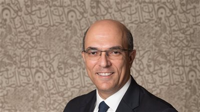    د.شريف كامل عضوا بمجلس إدارة البنك المركزي المصري