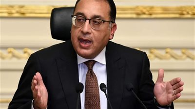 الحكومة: اتخاذ الإجراءات القانونية حيال 143 مواطنًا ثبت تعديهم على المجاري المائية 