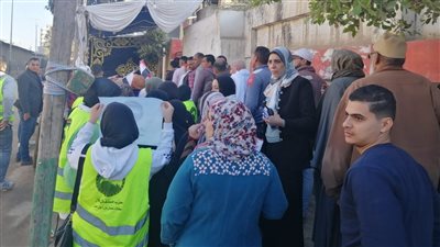اهالى مطوبس كفر الشيخ امام اللجان  بكثافه لاختيار رئيس الجمهوريه 