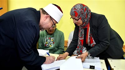 وزير الأوقاف: هذه هي مصر إنه يوم عظيم لم اشهد مثله 