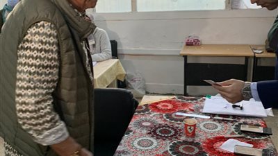 حسين لبيب رئيس نادي الزمالك يشارك في الانتخابات الرئاسية 