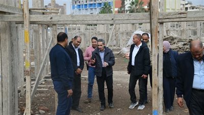 محافظ الغربية يتابع مشروعات الرصف والتطوير بالمحلة الكبرى