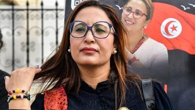 محكمة عسكرية تدين الناشطة التونسية المعارضة شيماء عيسى بتقويض أمن الدولة