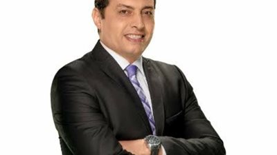 نادي الزمالك ينعي وفاة عمر عبد الحق رئيس نادي النصر 