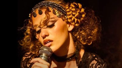 الفلسطينية إليانا تشارك في افتتاح مهرجان الجونة السينمائي في دورته السادسة