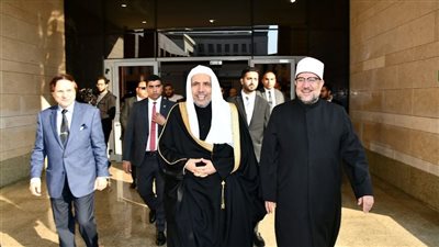وزير الأوقاف وأمين عام رابطة العالم الإسلامي يهنئان الرئيس بفوزه بفترة رئاسية جديدة