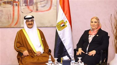 القباج  تلتقي وزير التنمية الاجتماعية بالبحرين وتستعرض التجربة المصرية في الحماية الاجتماعية