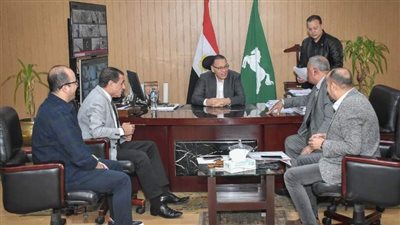 محافظ الشرقية يلتقي بعدد من أعضاء البرلمان لإستعراض وحل مشاكل المواطنين
