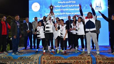 وزير الرياضة يشهد اللقاء الختامي للمراكز الرياضية للفتيات تحت شعار 