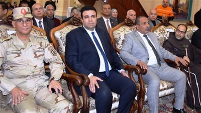 د.عبد الله رمضان يقدم التهنئة للاقباط بكنيسة الآباء الفرنسيسكان في عيد الميلاد  