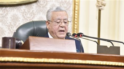 النواب يجدد التهنئة للرئيس السيسي بالفوز بالانتخابات الرئاسية ويشيد بمشاركة الأحزاب