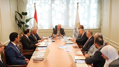 إعادة صياغة دور الجامعات والمعاهد البحثية.. وزير التعليم العالي خلال اجتماع لجنة سياسات الابتكار
