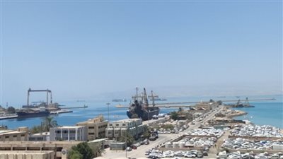 تداول 10 آلاف طن بضائع عامة ومتنوعة بموانئ البحر الأحمر