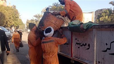 محافظ أسيوط: رفع 526 طن مخلفات خلال حملات نظافة بمركزي ديروط والبداري