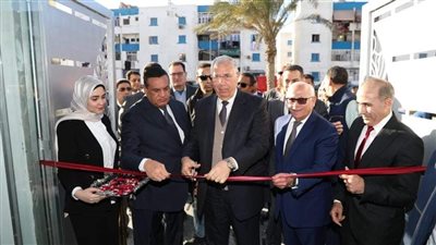 وزيرا التنمية المحلية و الزراعة يفتتحون المركز التكنولوجي للتراخيص العامة في بورسعيد 