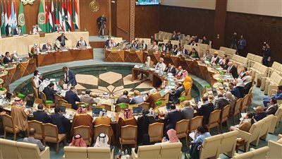 البرلمان العربي: يطالب بضرورة وقف الحرب بغزة وعودة النازحين من شعبنا إلى بيوتهم وأماكن سكنهم