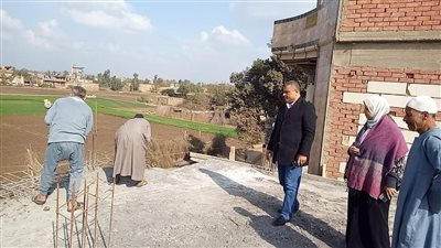 النمر يقود حمله لإزالة حالة تعدي بالبناء المخالف علي جسور النيل بطهواي