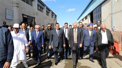 وزيرا التنمية المحلية و الزراعة ومحافظ بورسعيد يتفقدون محطة تسمين الماشية والمجزر الآلي بالمحافظة