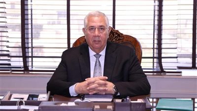 وزير الزراعة يتابع حصر القمح والمحاصيل الشتوية ومنظومة الأسمدة والثروة السمكية