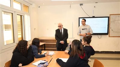 وزير التعليم يتفقد مدرسة النيل المصرية الدولية بالعبور 
