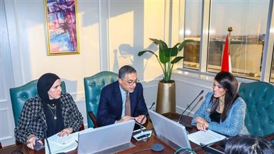 وزيرة التعاون تلتقي رئيس هيئة الاستثمار لبحث تعزيز التعاون المشترك