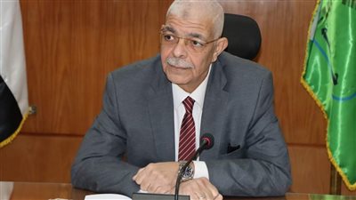 القاصد خلال لجنة المنشآت يؤكد على سرعة الإنتهاء من مشروع المعهد الفنى للتمريض