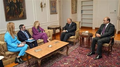 شكرى  يستقبل كبيرة منسقي الأمم المتحدة للشئون الإنسانية وإعادة الإعمار في غزة