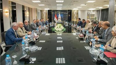 3 وزراء يبحثون مستجدات موقف مشروعات المخلفات الصلبة